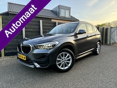 BMW X1 - sDrive18i High Executive Edition dealer onderh. leder, pano