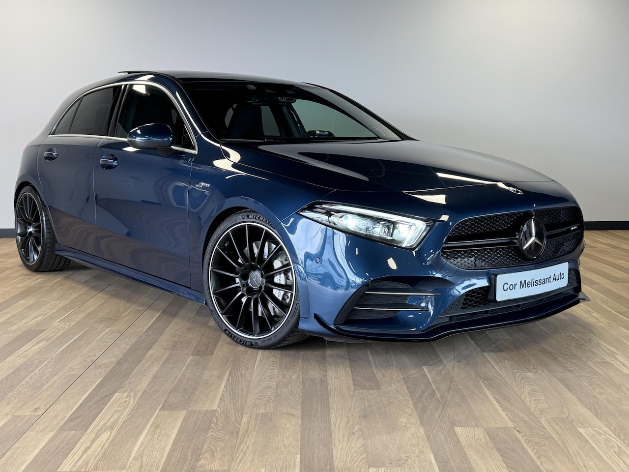 Mercedes-Benz A-klasse - AMG 35 4MATIC PANO | BURMESTER | SFEERVERLICHTING - AutoWereld.nl
