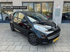 Peugeot 107 - 1.0-12V 5deurs airco apk zwart