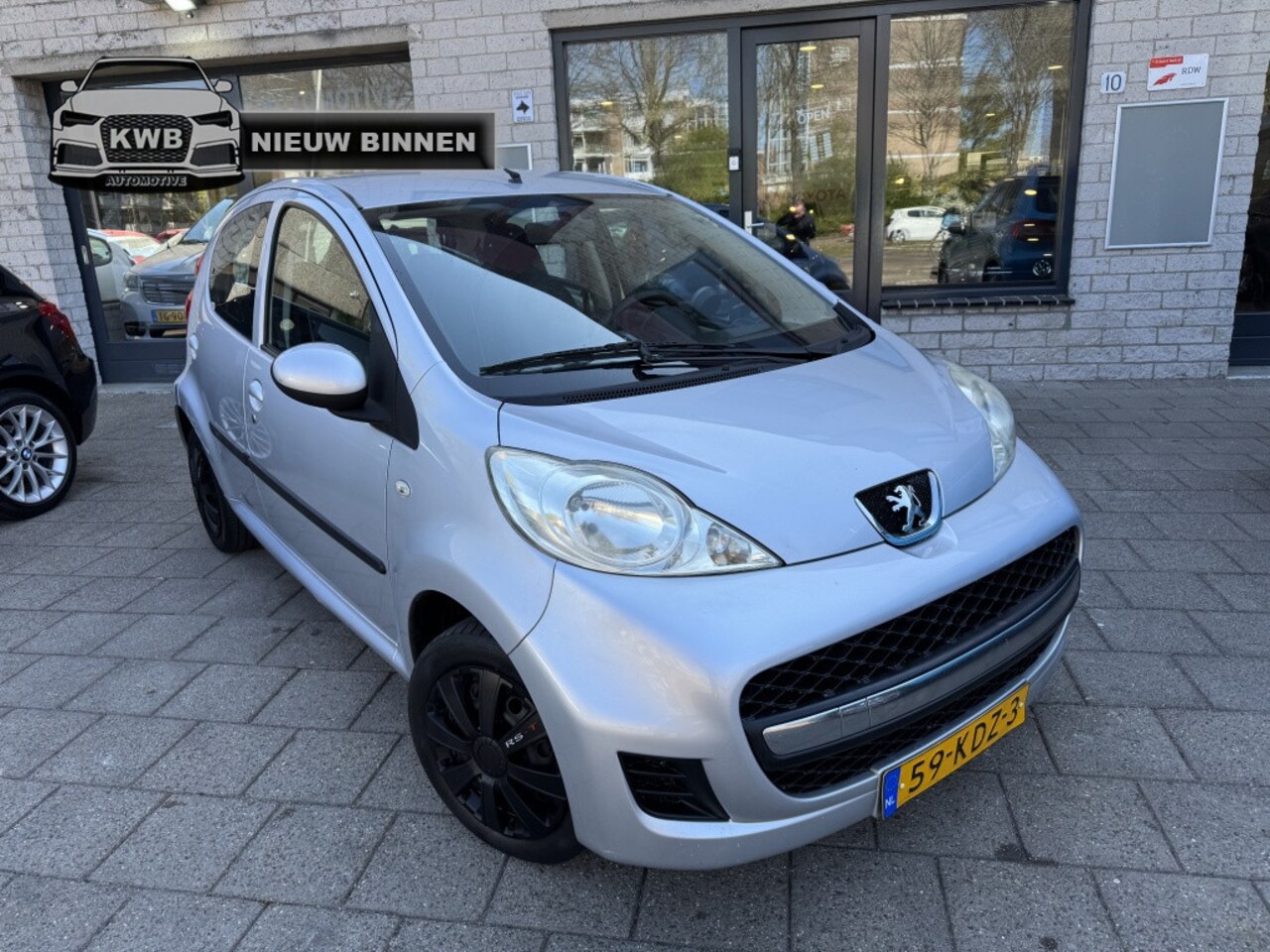 Peugeot 107 - 1.0-12V 5Drs Airco Nieuwe koppeling APK - AutoWereld.nl