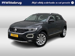 Volkswagen T-Roc - 1.5 TSI Sport / Digitaal dashboard / Led / Climate controle / Navigatie/ Parkeersensoren V