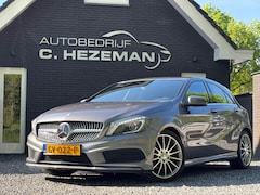 Mercedes-Benz A-klasse - 180 AMG Line NIEUW 82DKM NAP ORIG NL XENON ALCANTARA LEDER NAVI