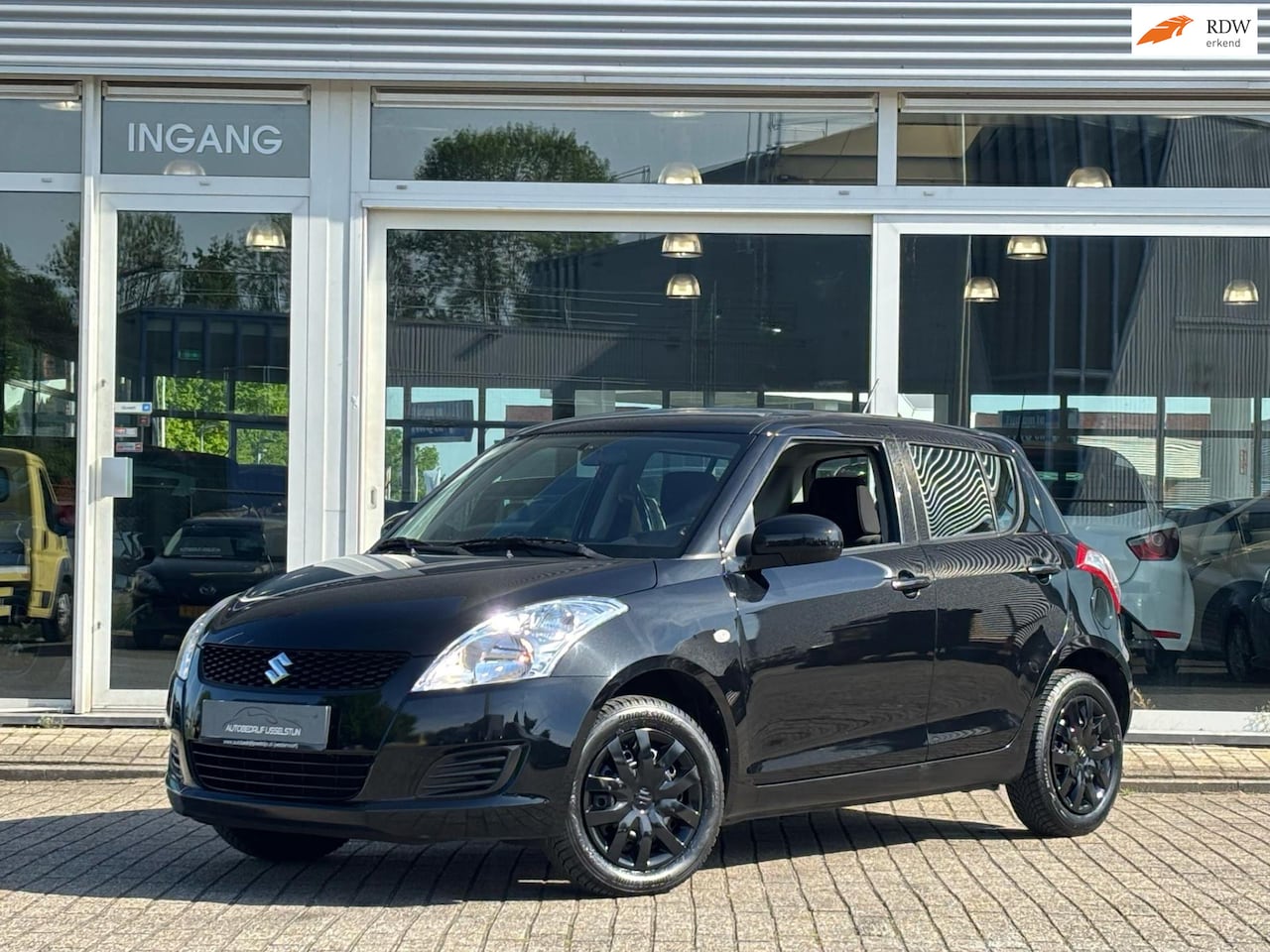 Suzuki Swift - 1.2 4 x 4 / 5 Deurs / Airco / Stoelverw / Elektr.Pakket. - AutoWereld.nl