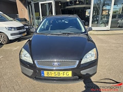 Ford Focus Wagon - 1.6-16V Champion