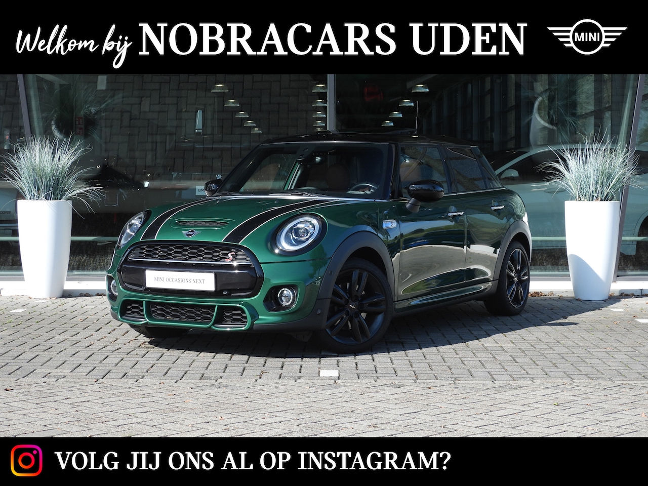 MINI Cooper S - Hatchback Hammersmith Automaat / JCW Trim / Panoramadak / Sportstoelen / Achteruitrijcamer - AutoWereld.nl