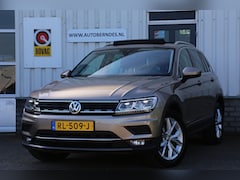 Volkswagen Tiguan - 2.0 TSI 4Motion Highline*Perfect VW Onderh.*NL-Auto*Pano/Trekhaak/ACC/Massage/Rijstrook/Sf