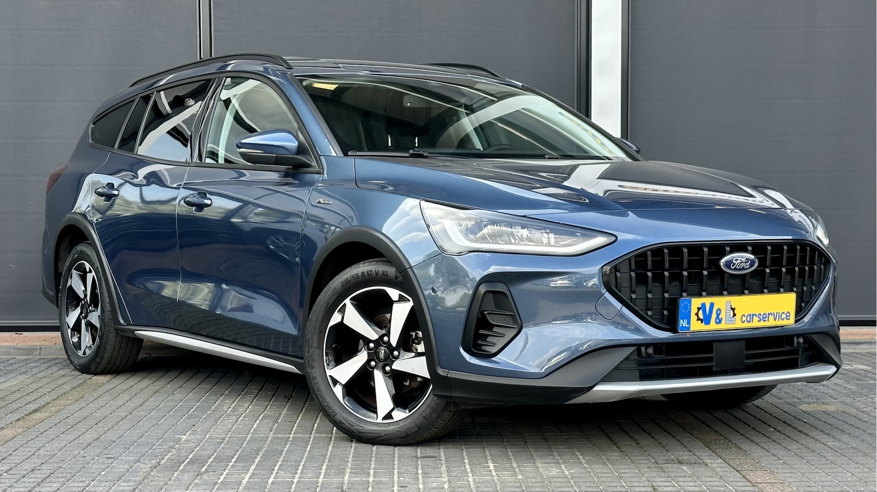 Ford Focus Wagon - 1.0 EcoBoost Hybrid Active Style / Carplay / Adaptive Cruis / Lane Assist / Groot scherm - AutoWereld.nl