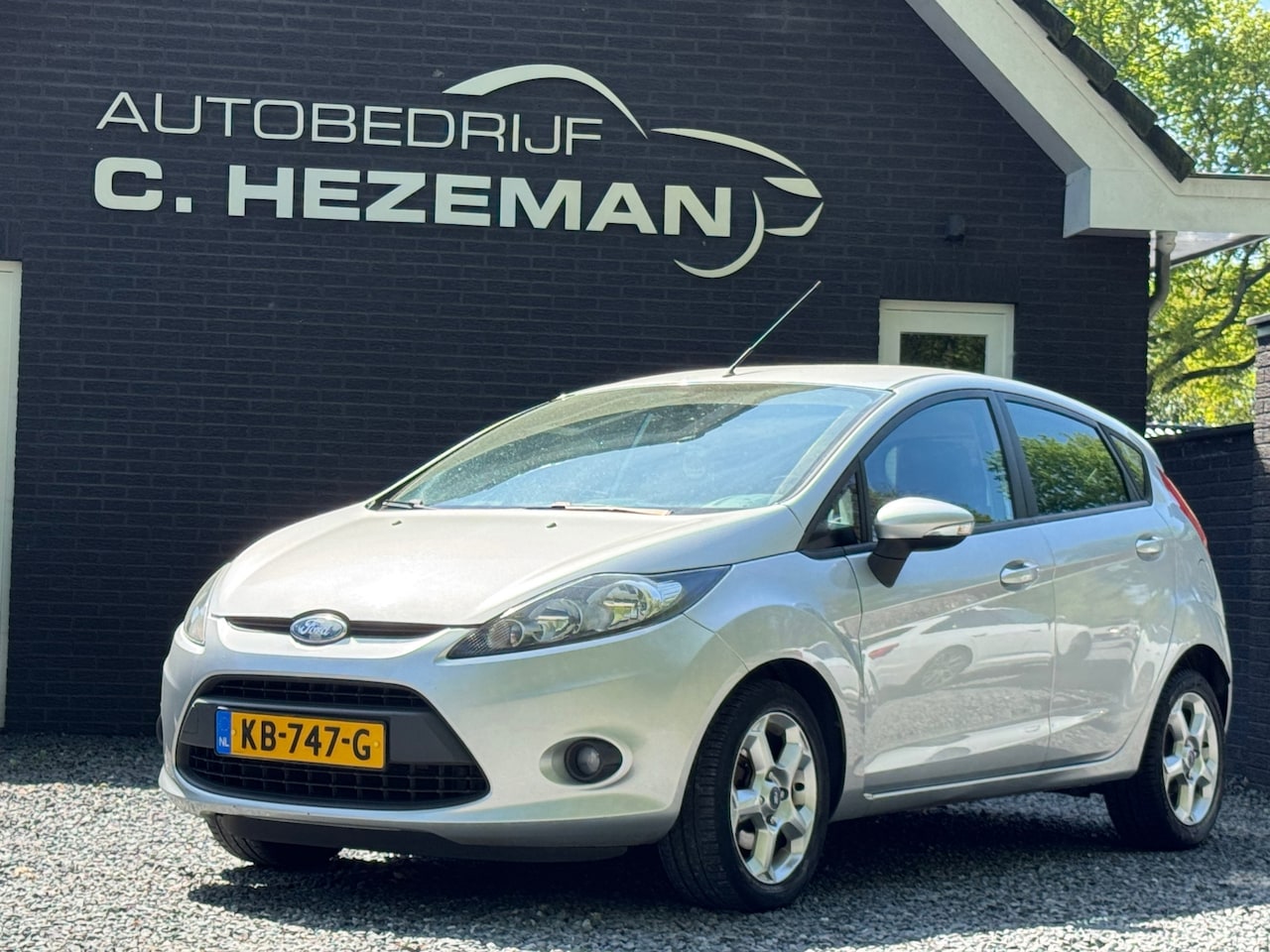 Ford Fiesta - 1.25 Titanium Sportvelgen 158DKM Airco 5 deurs Nieuwe APK - AutoWereld.nl