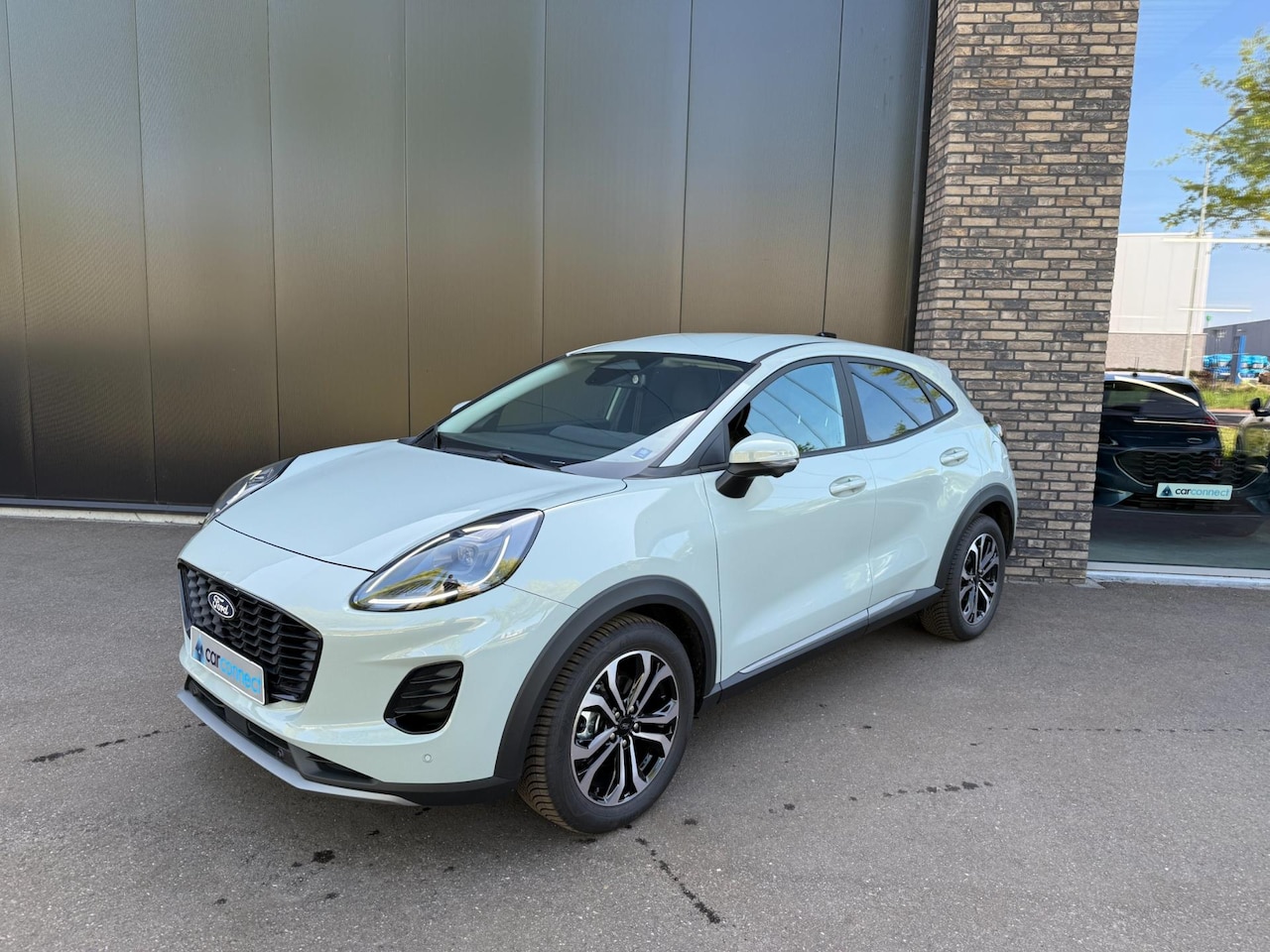 Ford Puma - 1.0 Eco 125pk Hybrid Titanium 360 gr camera, Navi, Winter, Komfort pack etc. etc. - AutoWereld.nl