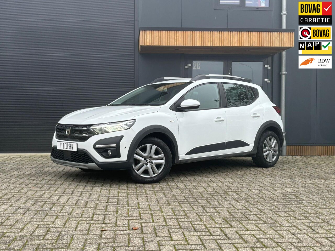 Dacia Sandero - 1.0 TCe 100 Bi-Fuel Comfort 1.0 TCe 100 Bi-Fuel Comfort - AutoWereld.nl