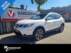 Nissan Qashqai - 1.2 Tekna 19"/Panoramadak/Trekhaak/Leder/Stoelverwarming/Dodehoek/Camera