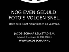 Toyota Corolla Touring Sports - 1.8 Hybrid Active Automaat 122pk | Navigatie | Apple Carplay/Android Auto | LED koplampen