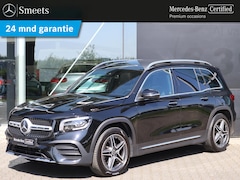 Mercedes-Benz GLB - 200 AMG Line | Panoramadak | Memory Seats | Trekhaak | Keyless Entry | Camera | Automaat