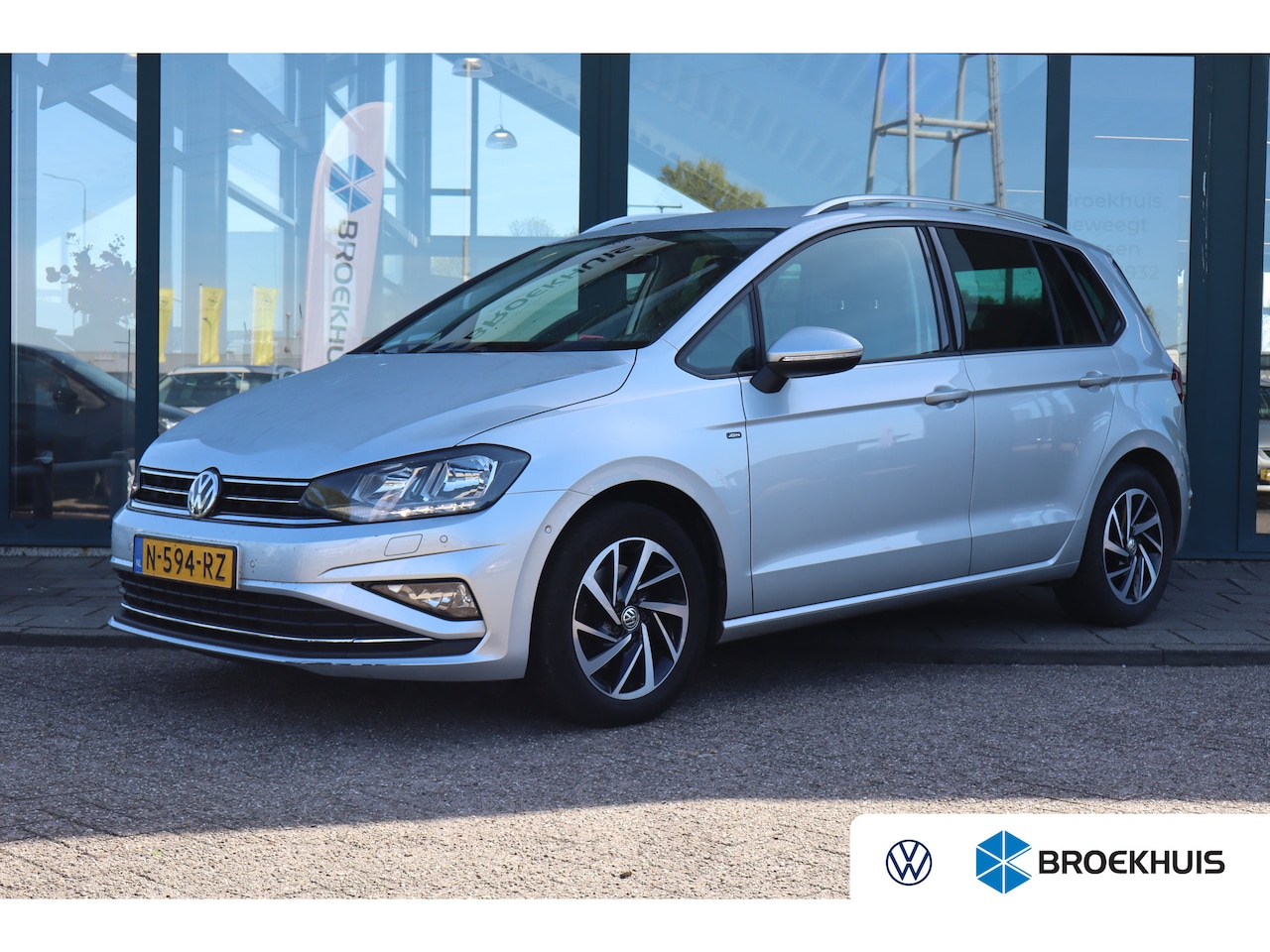 Volkswagen Golf Sportsvan - 1.5 TSI ACT Comfortline Volkswagen 1.5 TSI ACT Comfortline - AutoWereld.nl