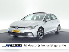 Volkswagen Golf - 1.5 eTSI 150pk DSG 1st Edition Stoelverwarming Panoramadak Virtual Cockpit Massage Navigat
