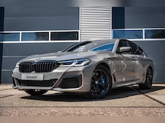 BMW 5-serie - 545e xDrive High Executive |Laserlicht | schuifdak | Head-up display