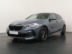 BMW 1-serie - 118i | M Sportpakket | Stuurwielverwarming | Harman Kardon Audio |