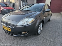 Fiat Bravo - 1.4 T-Jet Emotion 165 PK| Airco| NAP| APK| 5 DRS|