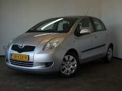Toyota Yaris - 1.3 VVTi Sol MMT