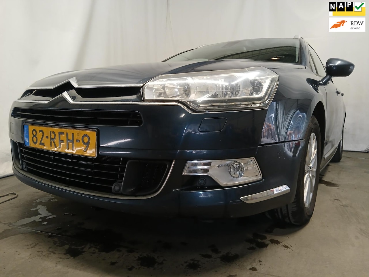 Citroën C5 Tourer - 1.6 e-HDi Business SCHADEAUTO!! - AutoWereld.nl