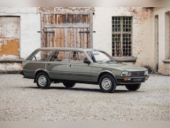 Peugeot 505 Break - 2.0 GR Familiale 1.owner, 1.paint, 350 pictures online