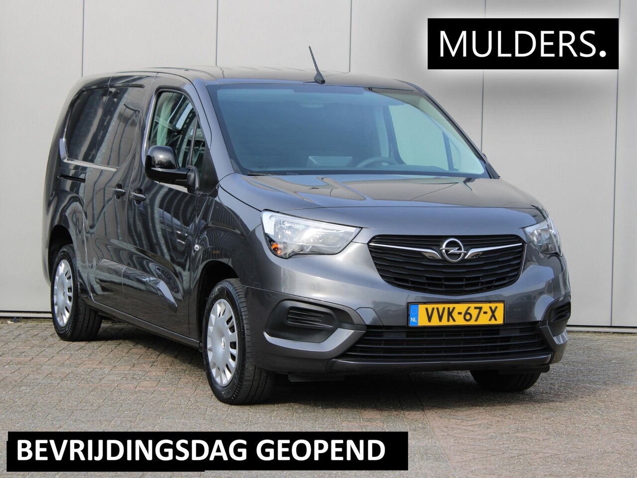 Opel Combo - 1.5D L2H1 Standaard | Navi / Camera / Trekhaak - AutoWereld.nl
