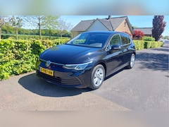 Volkswagen Golf - 1.0 eTSI Life Business CLIMA/LED/NAVI BJ 2022