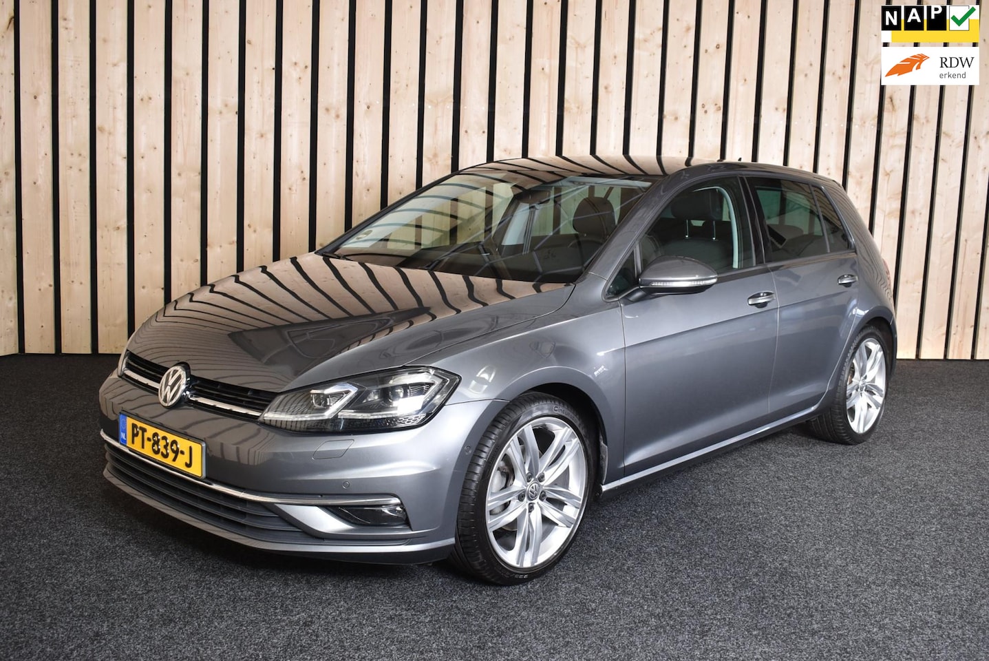Volkswagen Golf - 1.4 TSI Highline Business R Virtual Camera DSG 139dkm 18" 2e eig. LED PDC V+A Nwe APK - AutoWereld.nl