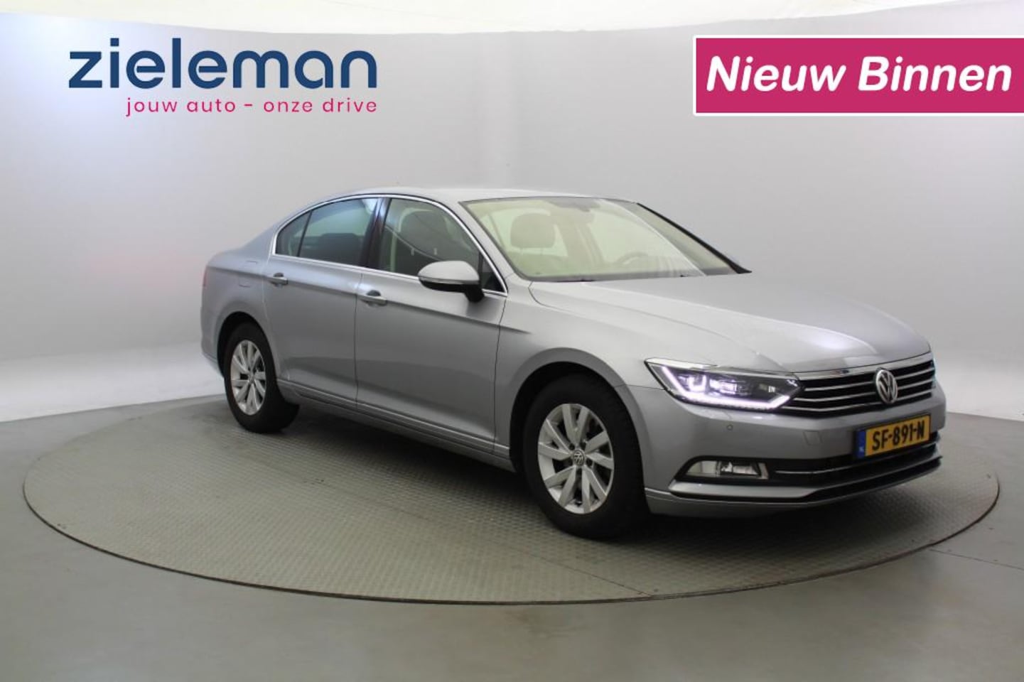 Volkswagen Passat - 1.4 TSI Comfortline Business Automaat - Carplay, Stoelverw - AutoWereld.nl