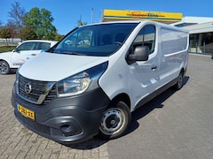 Nissan nv300 - L2H1AIRCO PDC TREKHAAK 97.000KM