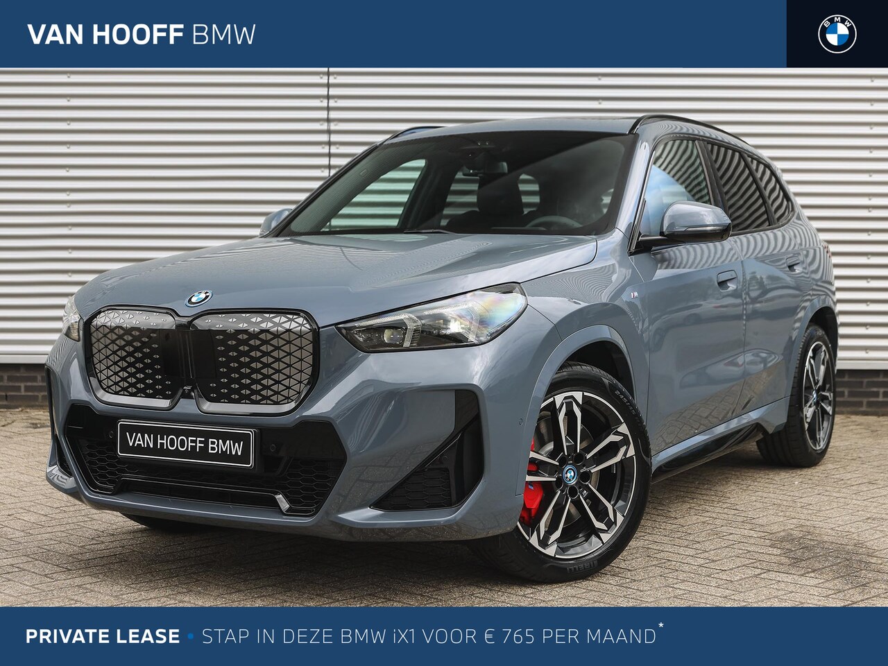 BMW iX1 - eDrive20 High Executive M Sport / Panoramadak / Sportstoelen / Adaptieve LED / M Adaptief - AutoWereld.nl