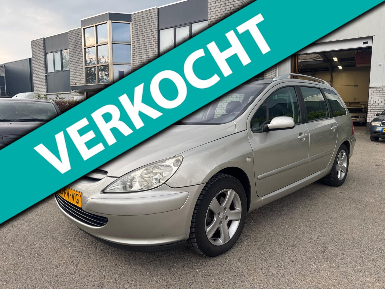 Peugeot 307 SW - 2.0 16V Premium Clima Pano Nap - AutoWereld.nl