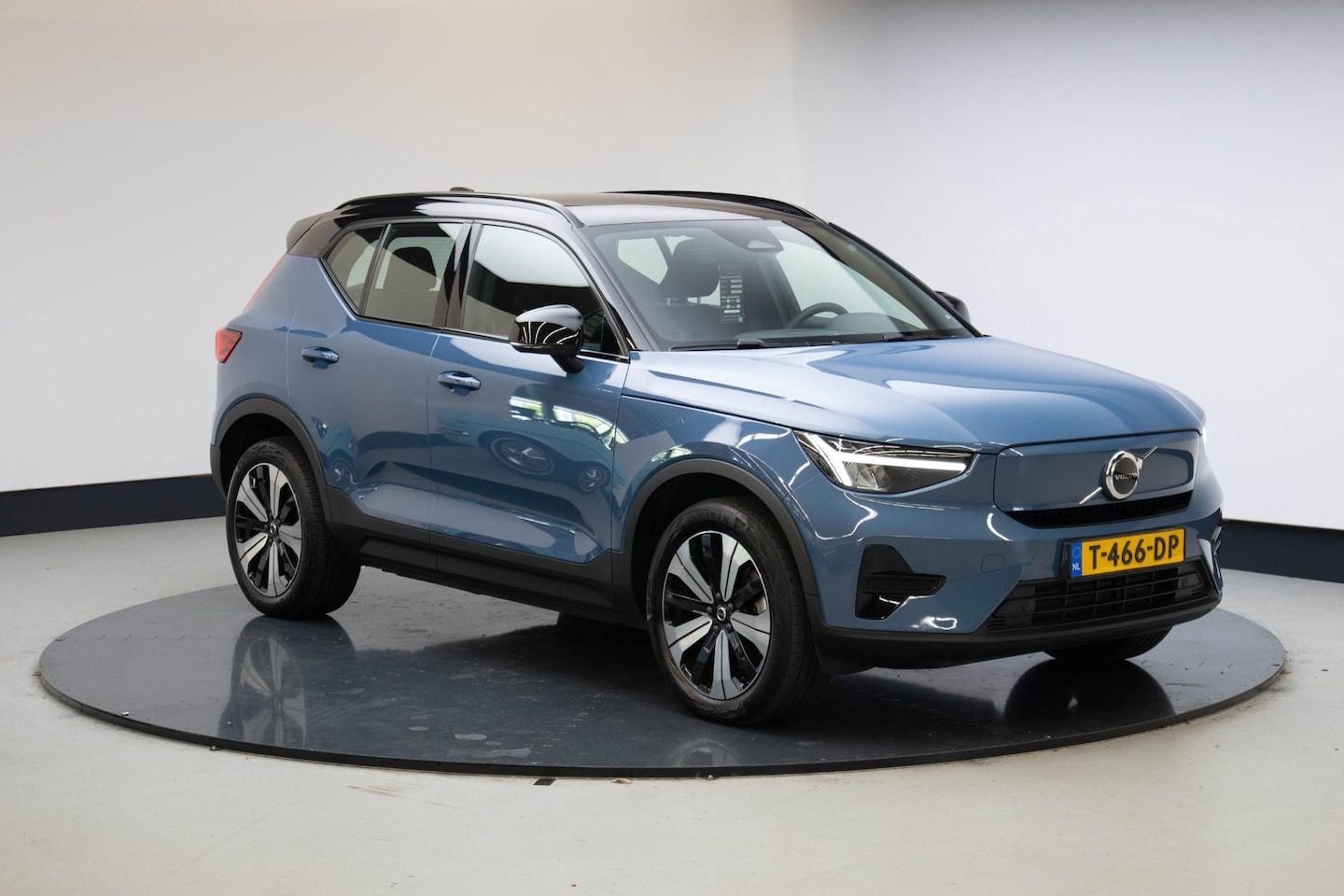 Volvo XC40 - Recharge Core 70 kWh - AutoWereld.nl