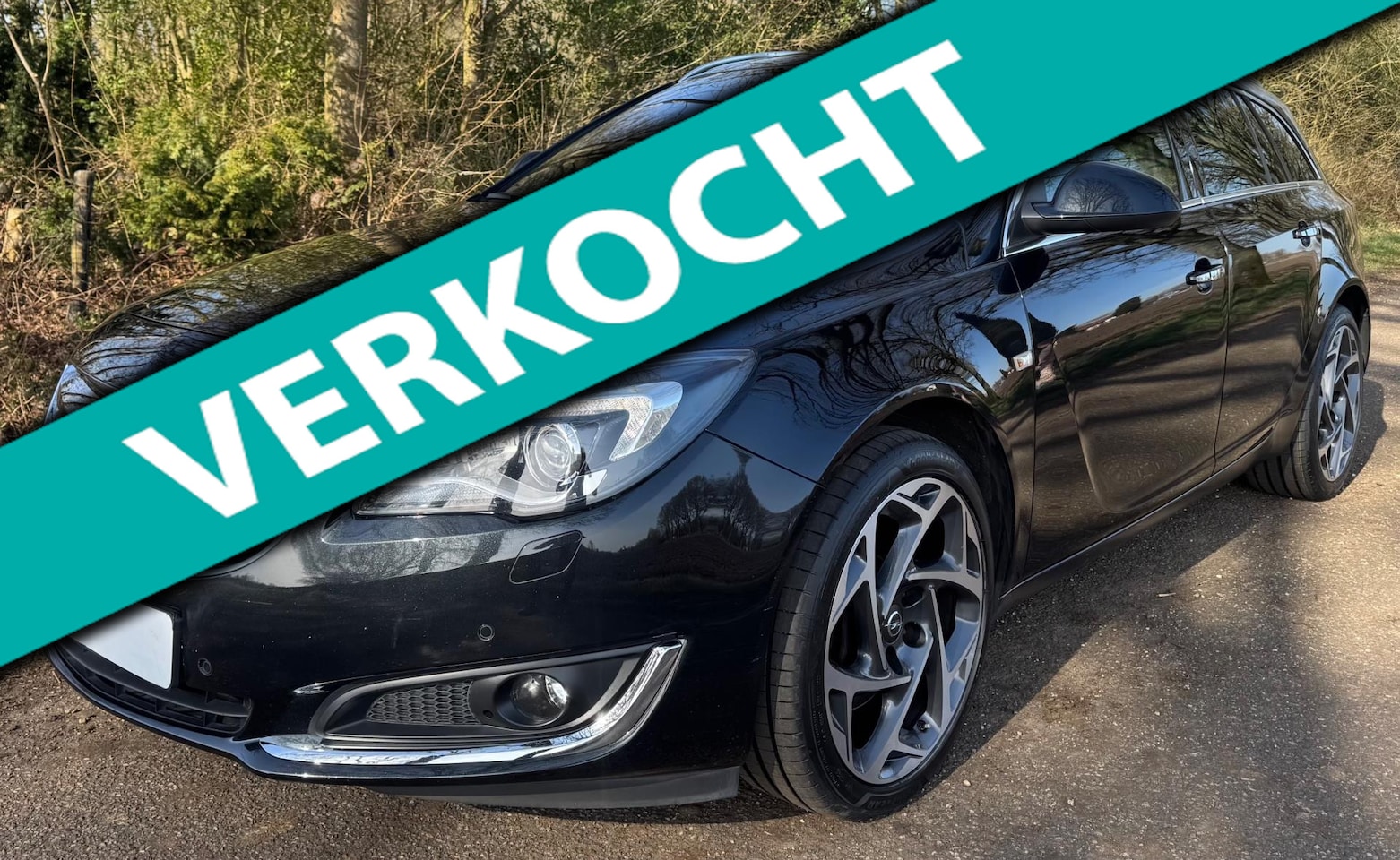Opel Insignia Sports Tourer - 2.0 Turbo Innovation 250PK 2015 4x4 AUTOMAAT RECARO NAVI CLIMA LEER DEALER ONDERHOUDEN - AutoWereld.nl