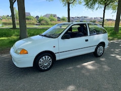 Suzuki Swift - 1.3 GLS