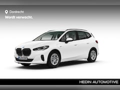 BMW 2-serie Active Tourer - 225e xDrive | Driving Assistant Professional | Stoelverwarming |