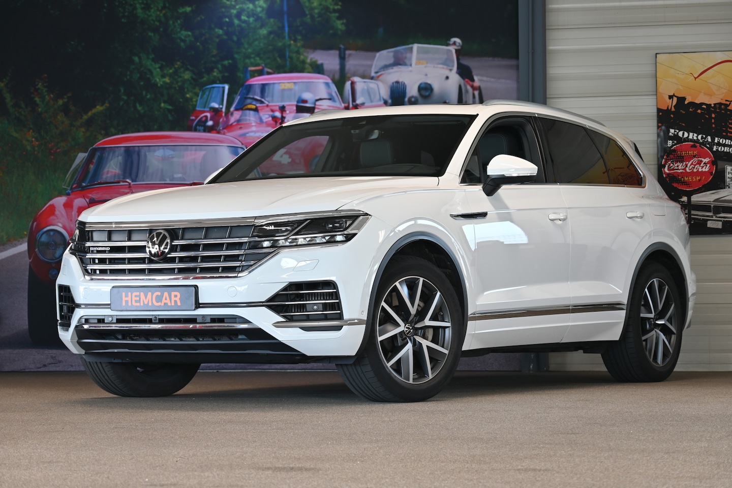 Volkswagen Touareg - 3.0 TSi eHybrid 4MOTION FULL OPTION nieuwprijs 110.000 EURO - AutoWereld.nl
