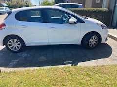 Peugeot 208 - 1.2 PureTech Allure Allure