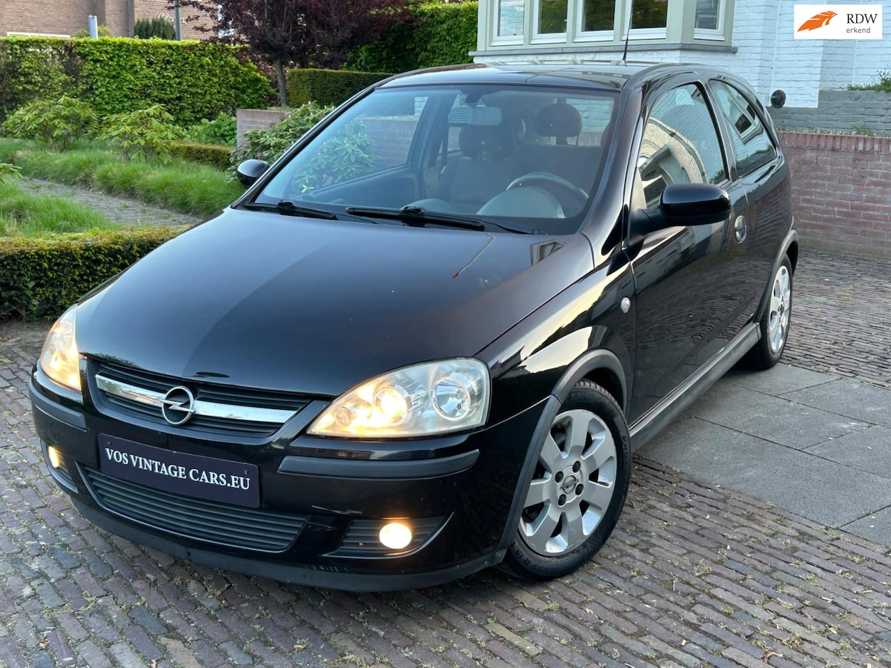 Opel Corsa - 1.8-16V Sport 1.8-16V Sport - AutoWereld.nl