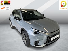 Lexus LBX - Business Line Pro 2WD