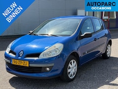 Renault Clio - 1.2-16V Special Line AIRCO, 5 DRS, NAP, NETTE AUTO