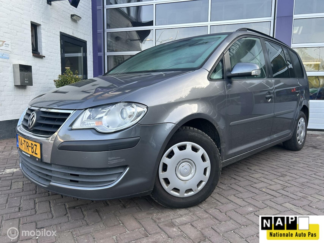 Volkswagen Touran - 1.9 TDI Comfortline * AIRCO * TREKHAAK * - AutoWereld.nl