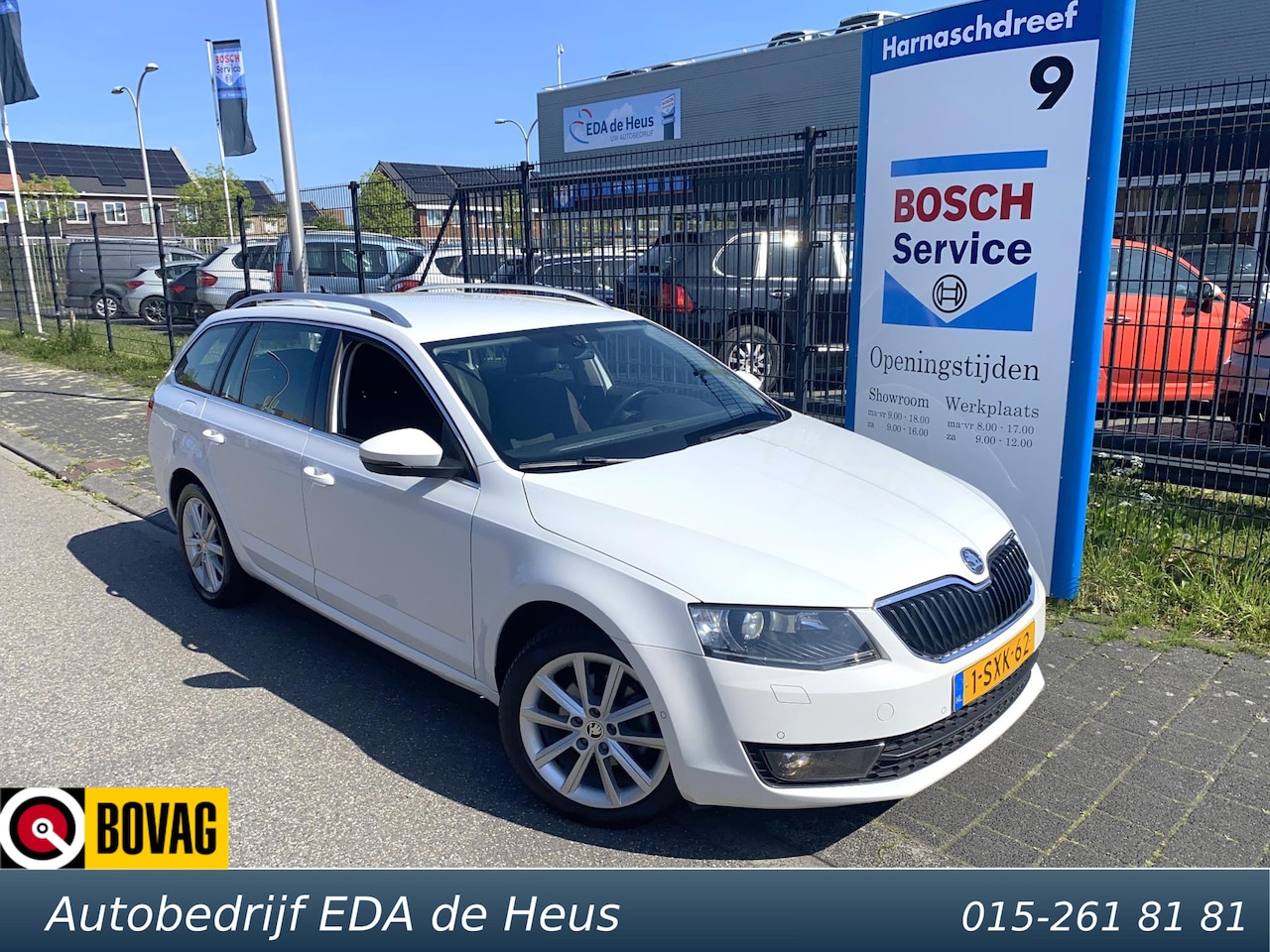 Skoda Octavia Combi - 1.2 TSI Greentech Elegance Businessline NL-auto met o.a. Canton Premium Sound, trekhaak, s - AutoWereld.nl