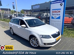 Skoda Octavia Combi - 1.2 TSI Greentech Elegance Businessline NL-auto met o.a. Canton Premium Sound, trekhaak, s