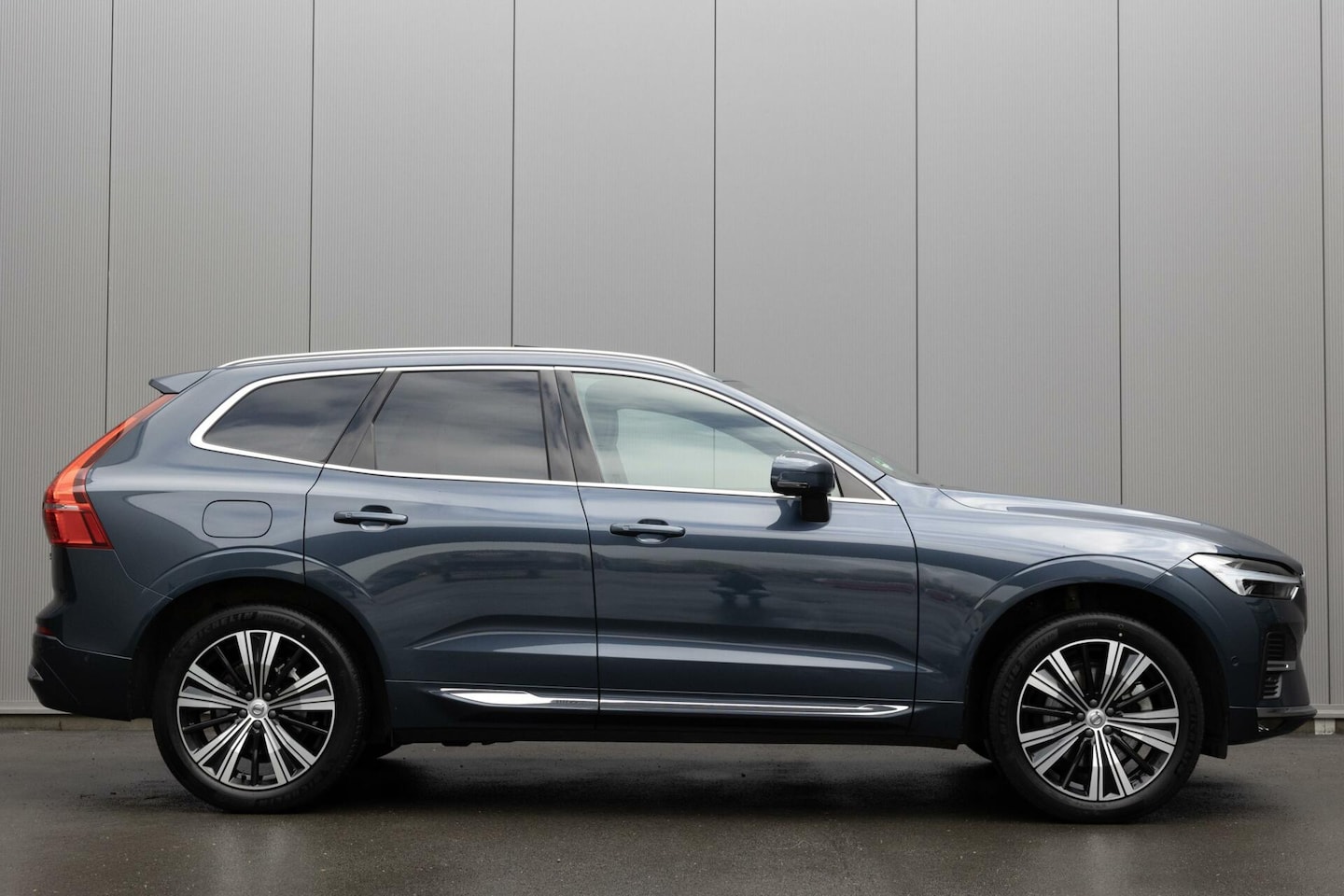 Volvo XC60 - B4 Ultimate Bright|360 camera|Panorama|Google|H/K Audio - AutoWereld.nl