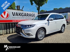 Mitsubishi Outlander - 2.4 PHEV Instyle 18"/Trekhaak/LED/Leder/Zonnedak/Stoel + stuurverwarming/Dodehoek/PDC v+a/