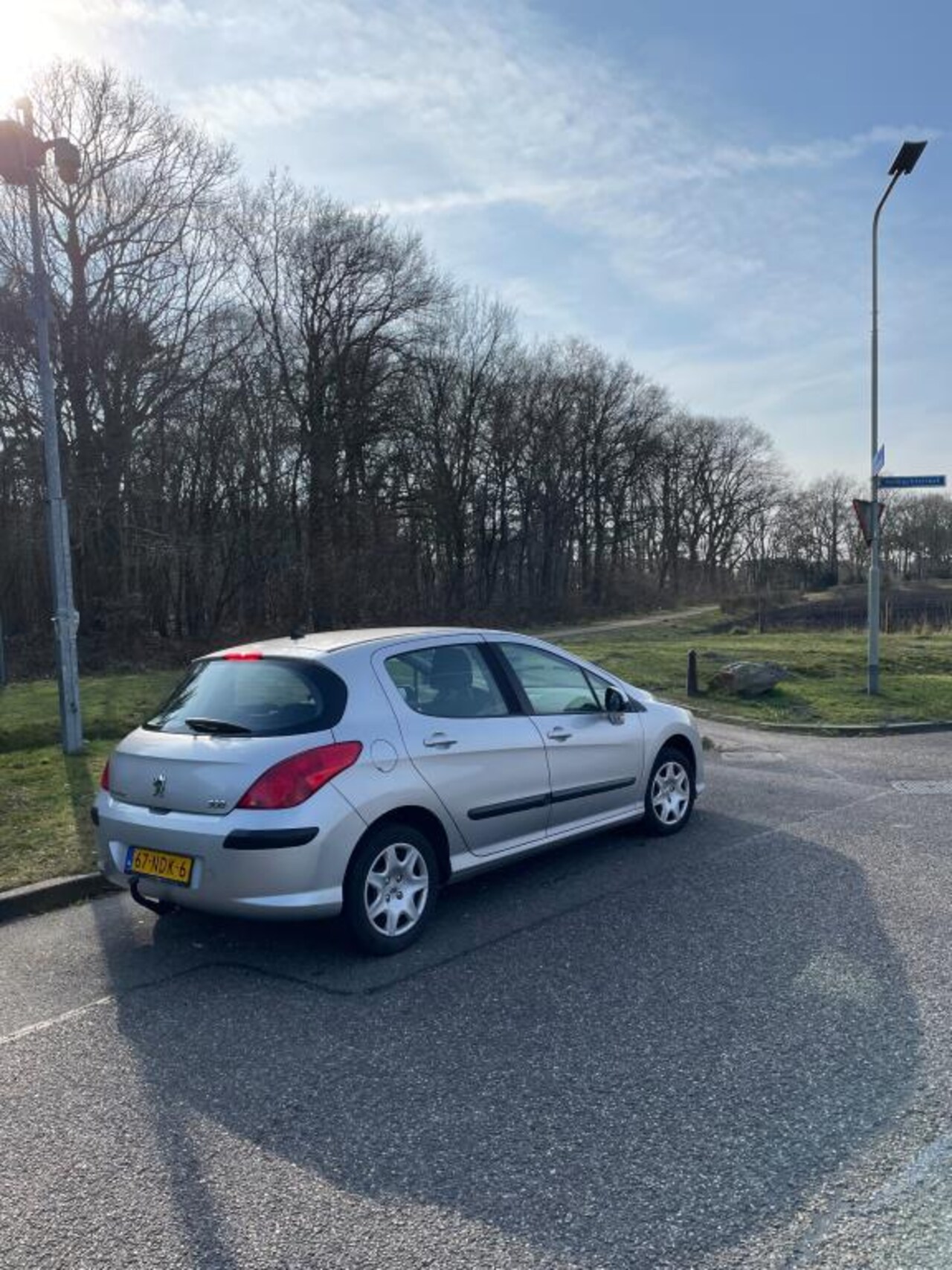 Peugeot 308 - De auto is beschikbaaar zolang hij op het net staat - AutoWereld.nl