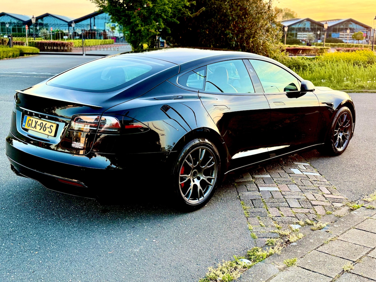 Tesla Model S - Plaid+ - AutoWereld.nl