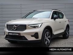Volvo XC40 - B4 Plus Dark | Adaptive Cruise | BLIS | Trekhaak | Power Seats | Stoel/Stuurwielverwarming