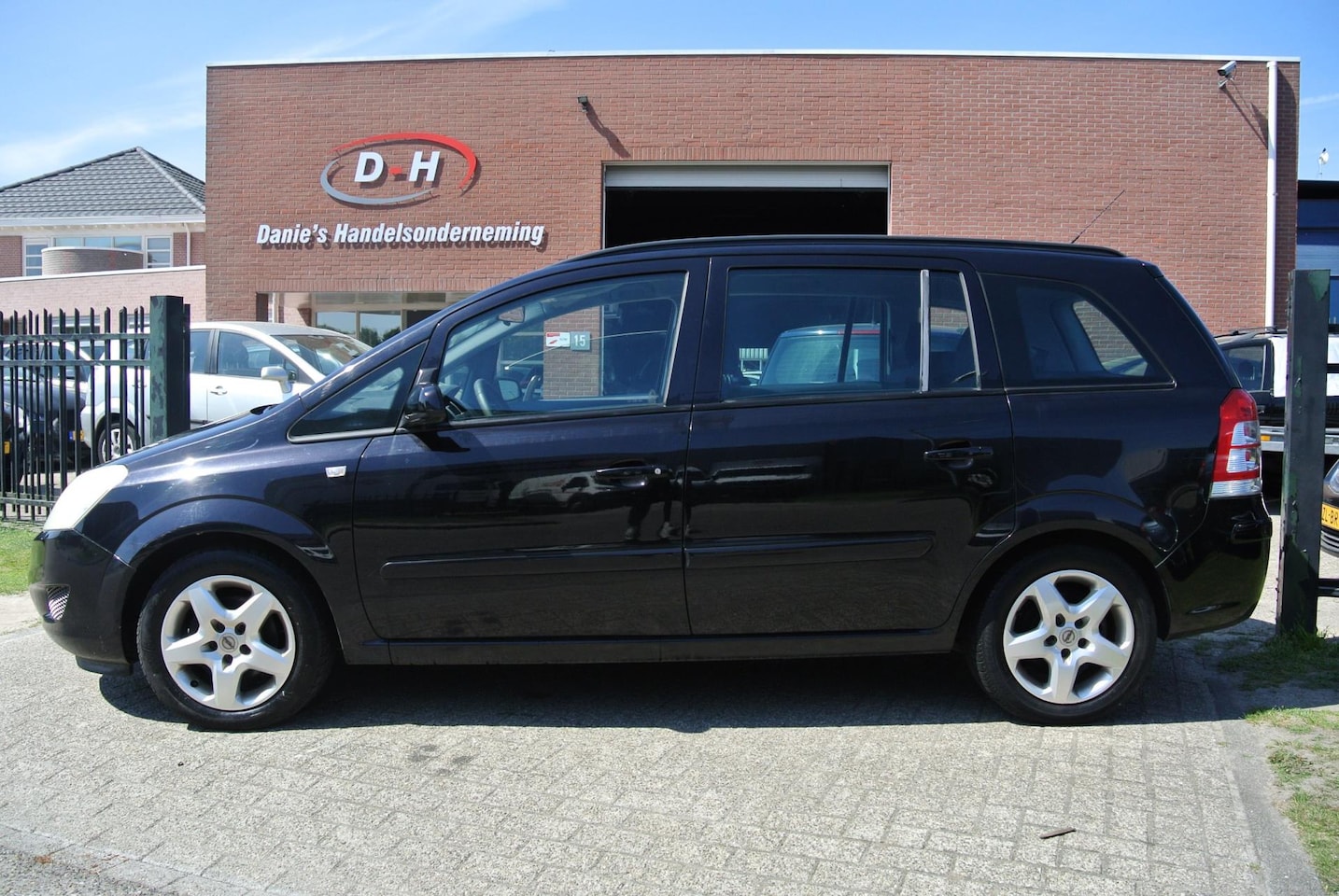 Opel Zafira - 1.8 Business airco inruil mogelijk nap - AutoWereld.nl